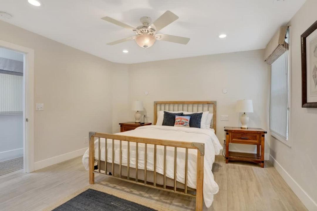 Photo of Bedroom in West Newport