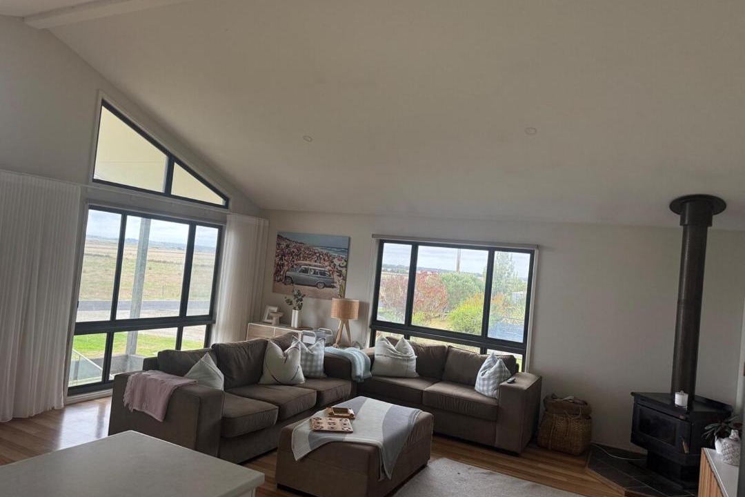 Photo of Livingroom in Venus Bay