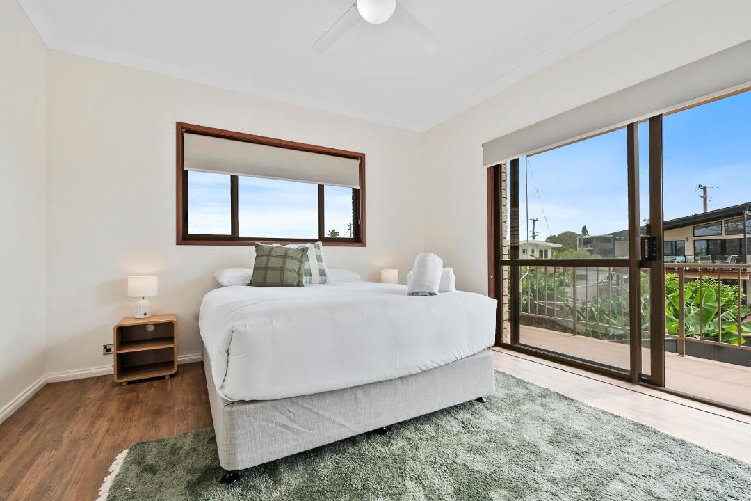 Photo of Bedroom in Golden Beach