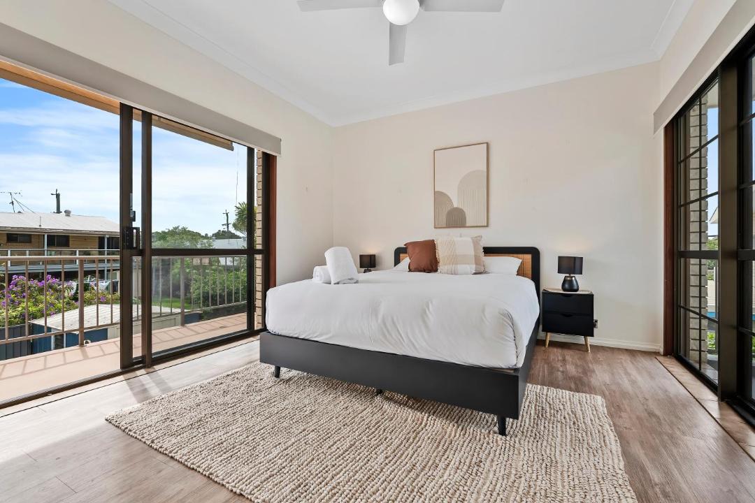Photo of Bedroom in Golden Beach