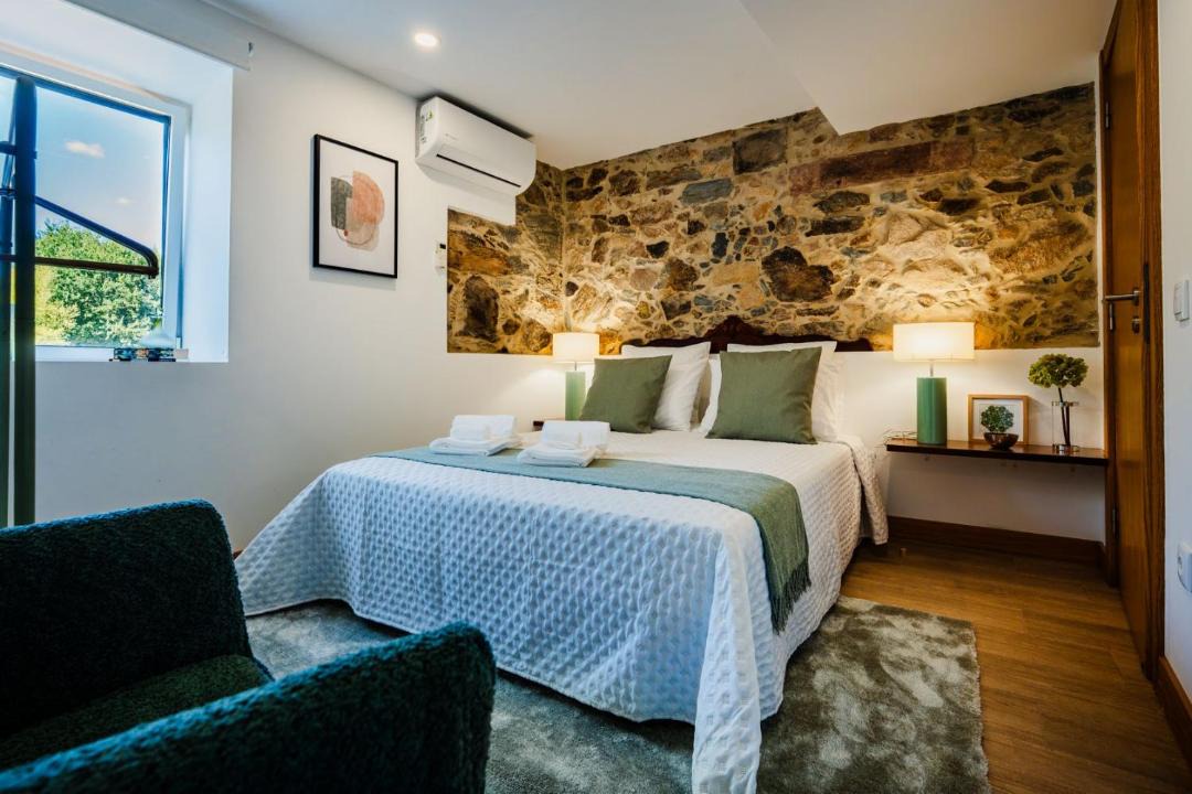 Photo of Bedroom in Lousa