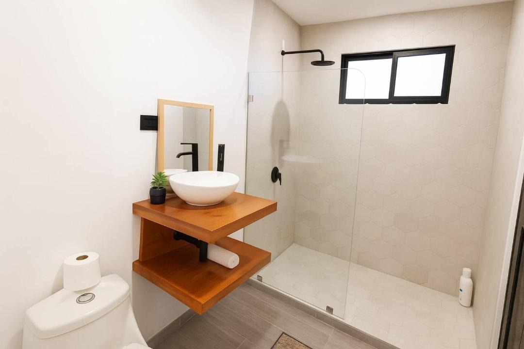 Photo of Bathroom in Sierra