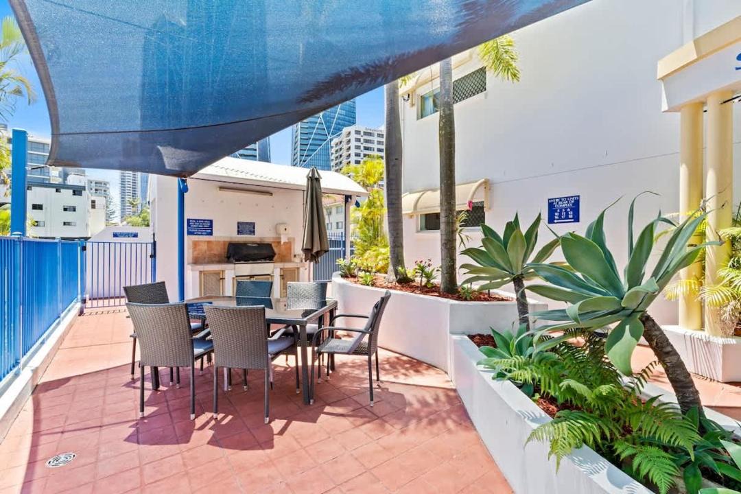 Photo of Others in Surfers Paradise