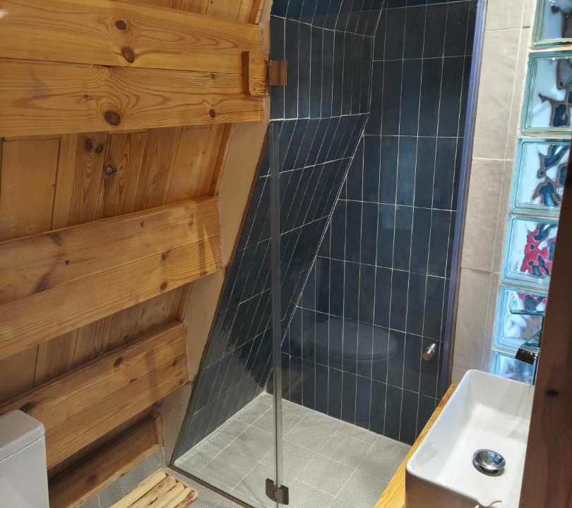 Photo of Bathroom in Seia