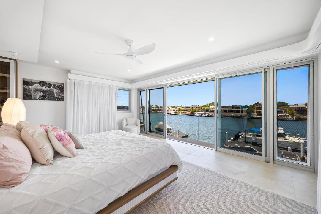 Photo of Others in Pelican Waters