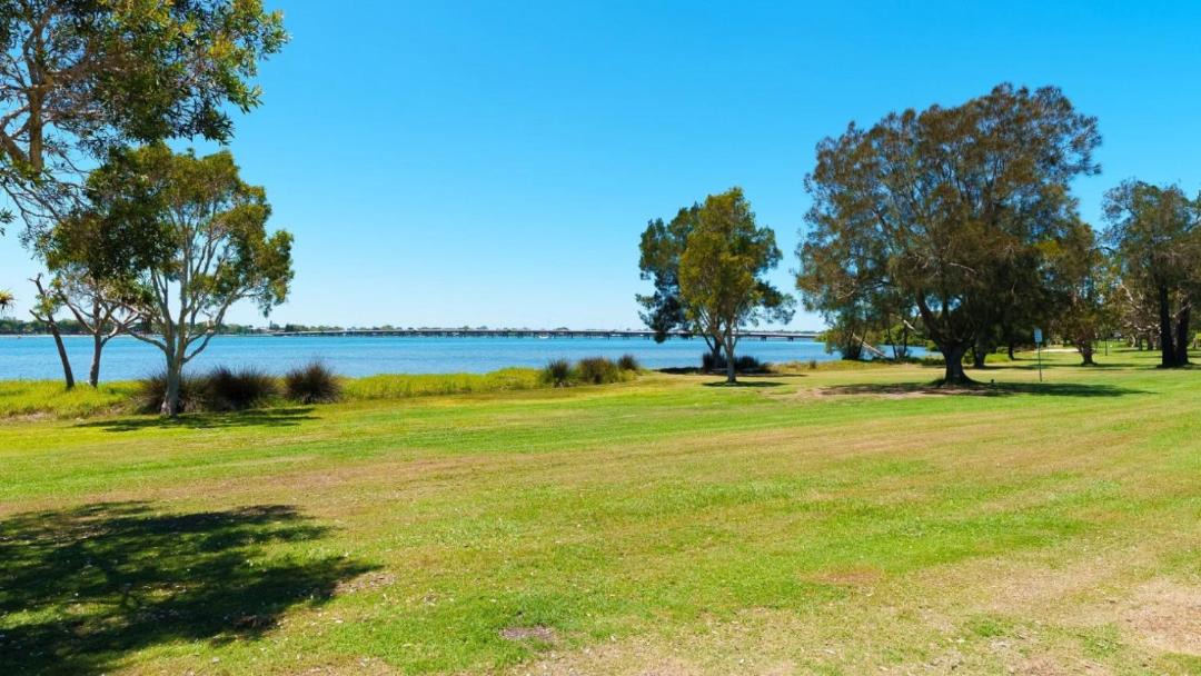 Photo of Others in Sandstone Point