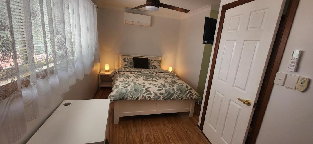 Photo of Bedroom in Oxenford