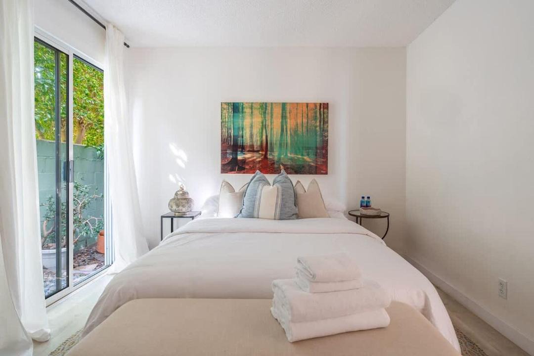 Photo of Bedroom in Western Malibu