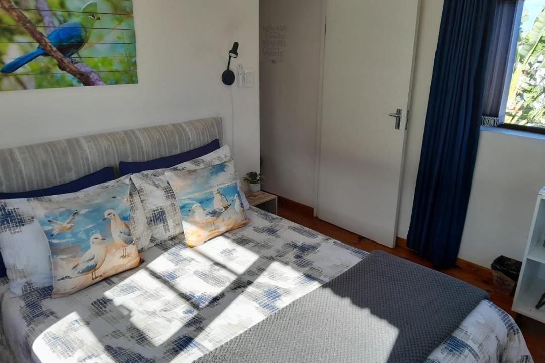 Photo of Bedroom in Aston Bay