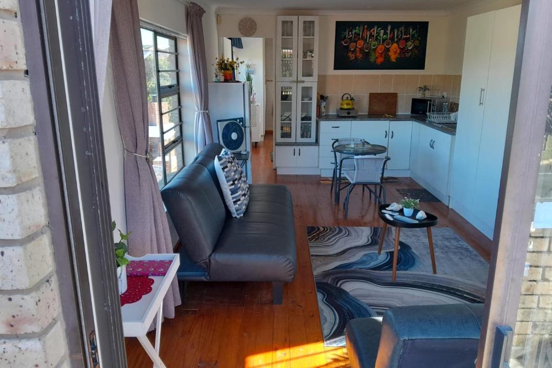 Photo of Patio Balcony in Aston Bay