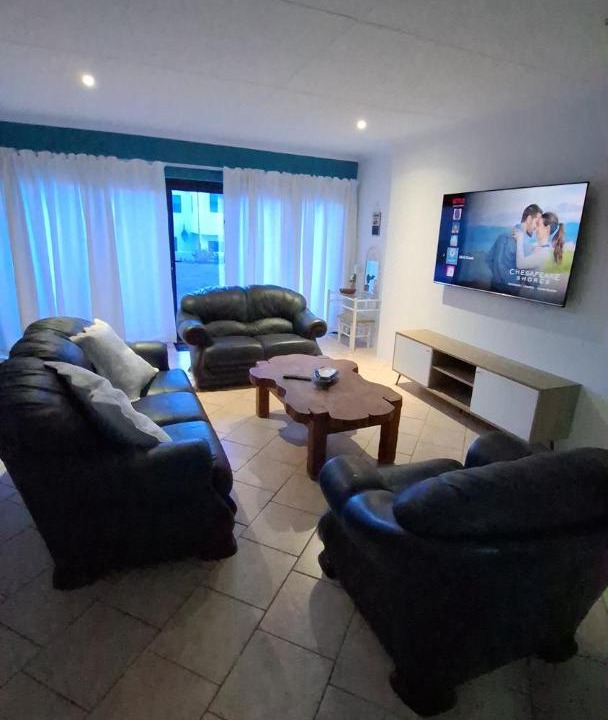 Photo of Livingroom in Wavecrest