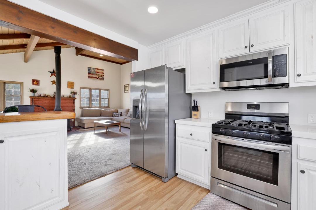 Photo of Kitchen in Big Bear