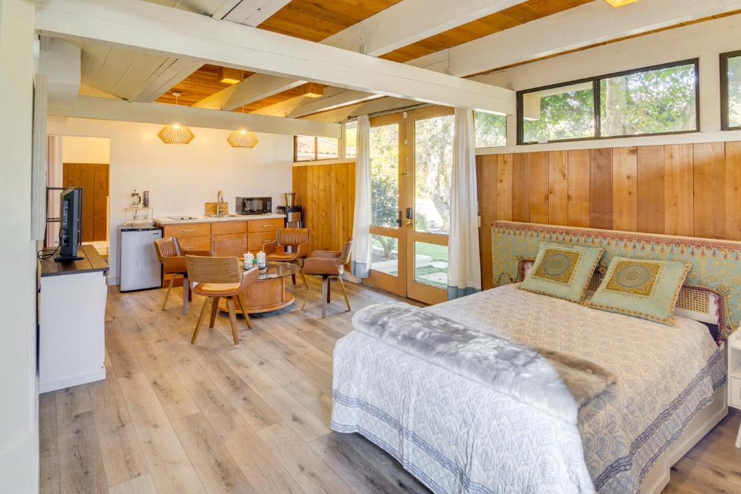 Photo of Others in Central Malibu
