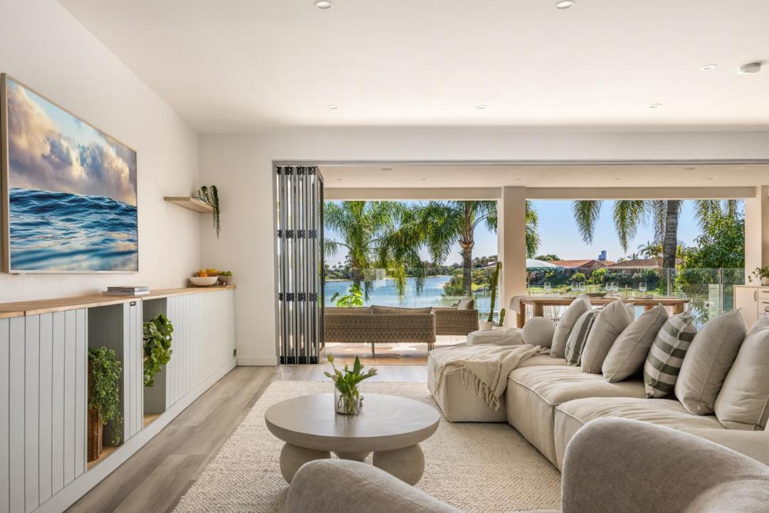 Photo of Livingroom in Burleigh Waters