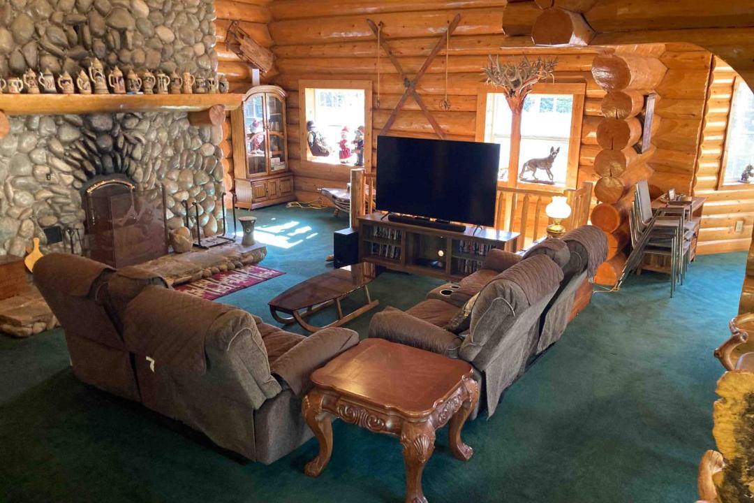 Photo of Livingroom in Big Creek