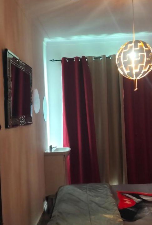 Photo of Bedroom in Cova da Piedade