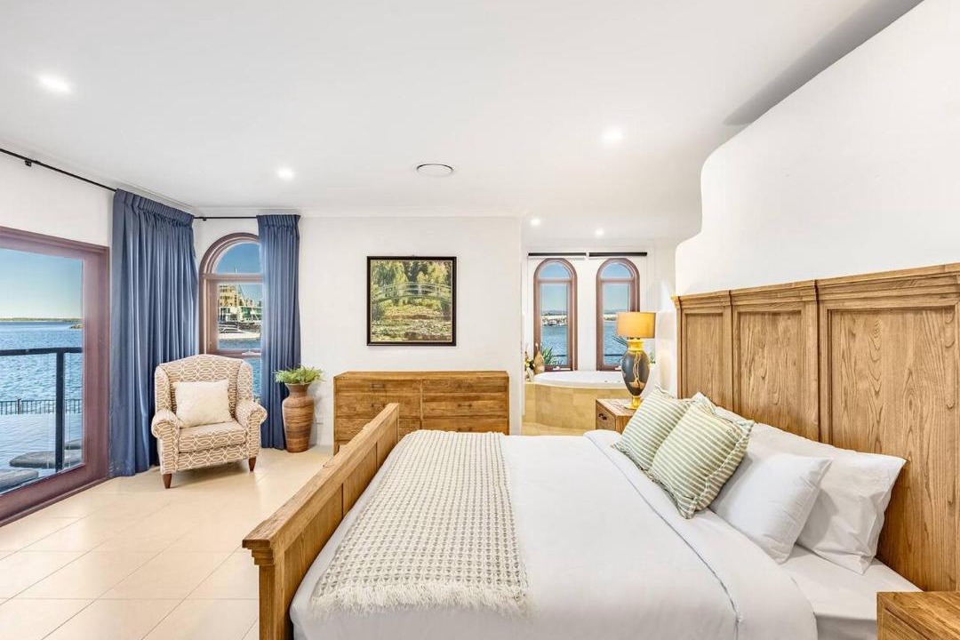 Photo of Bedroom in Paradise Point