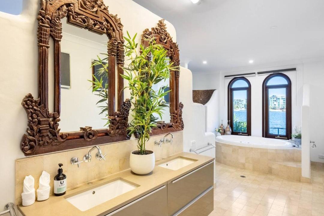 Photo of Bathroom in Paradise Point