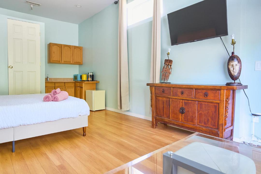 Photo of Bedroom in Central Malibu