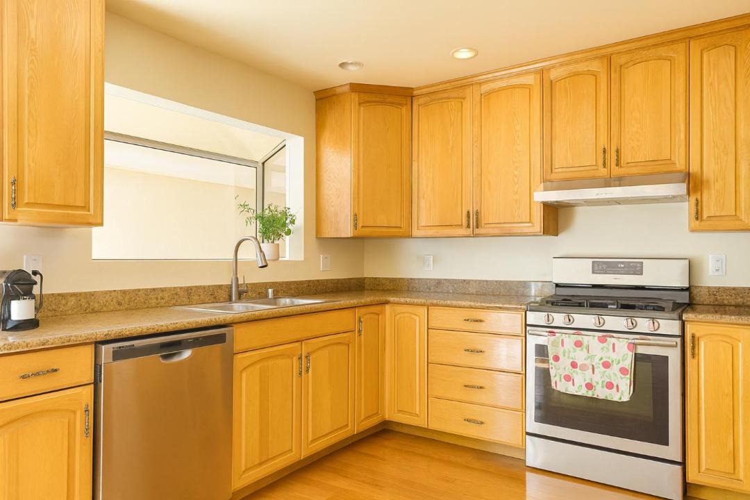 Photo of Kitchen in Central Malibu