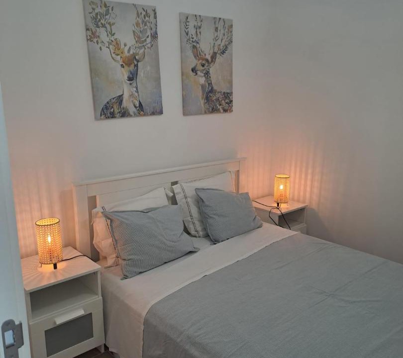 Photo of Bedroom in Estoril