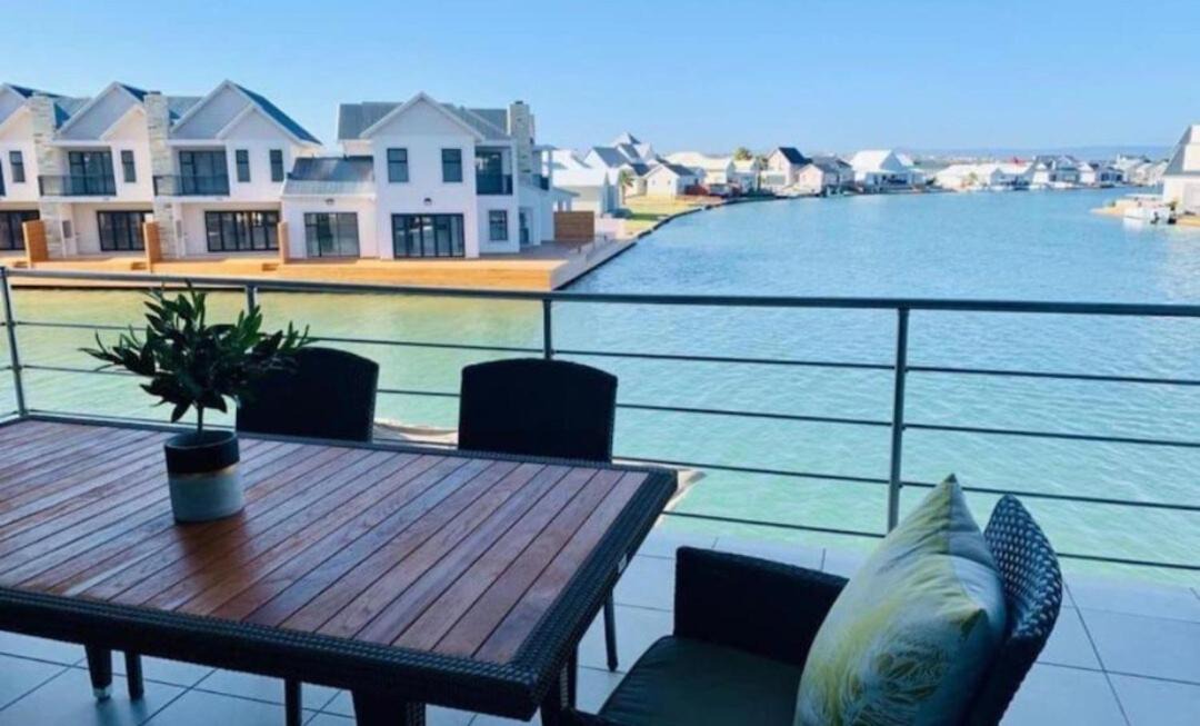 Photo of Patio Balcony in Marina Martinique