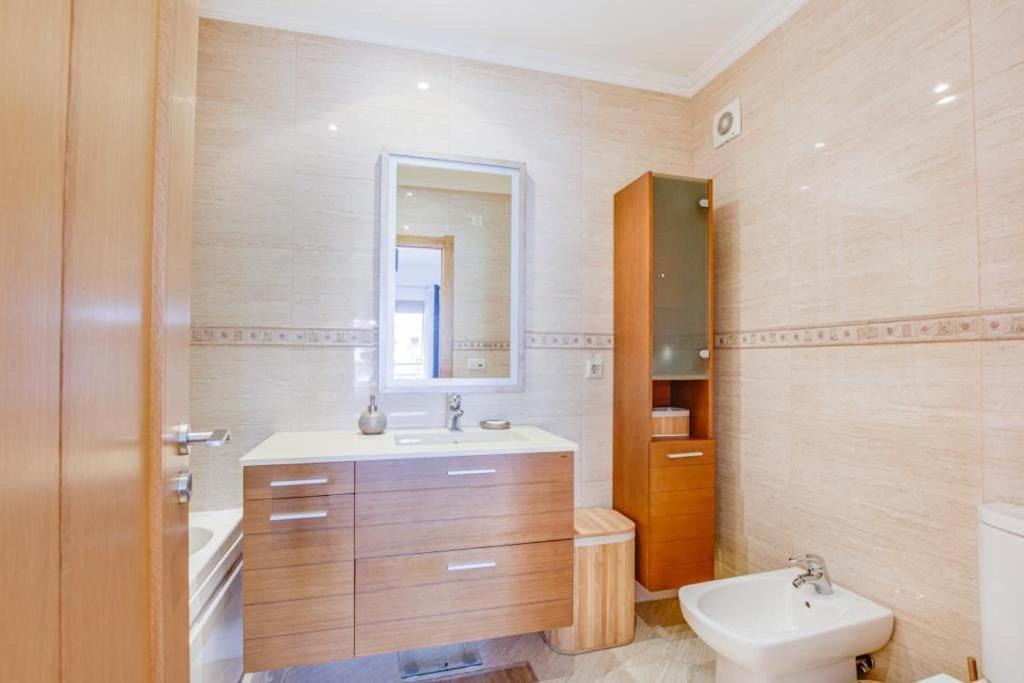 Photo of Bathroom in Odivelas