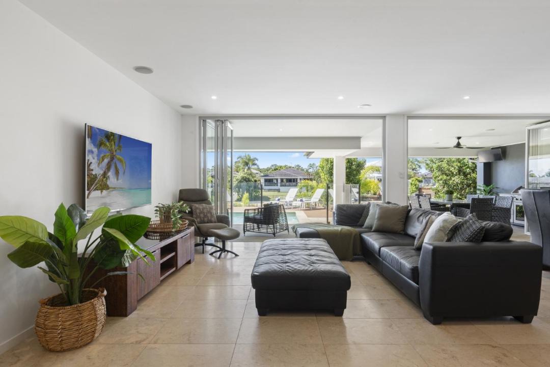 Photo of Livingroom in Broadbeach Waters