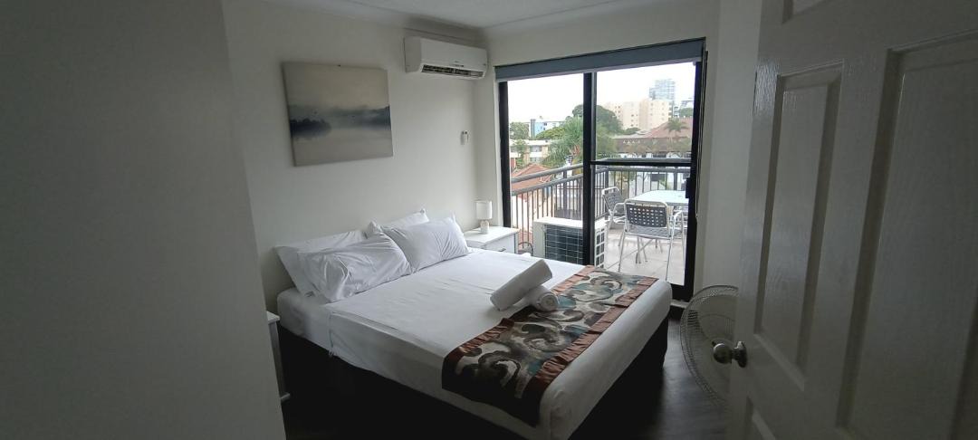 Photo of Bedroom in Biggera Waters
