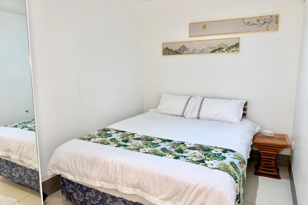 Photo of Bedroom in Wailoloa