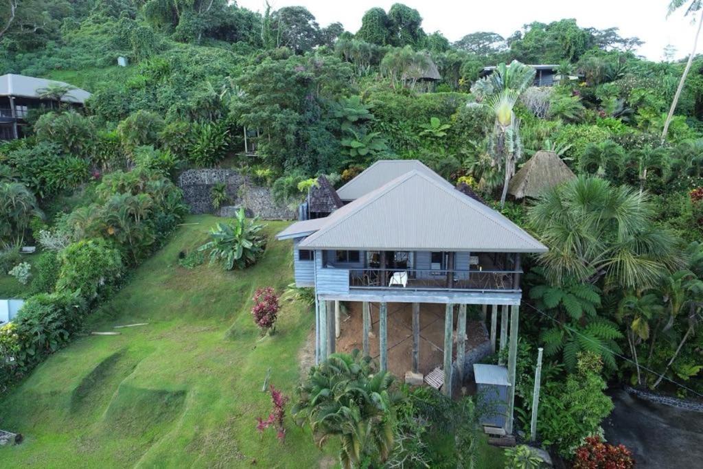 Photo of Others in Savusavu
