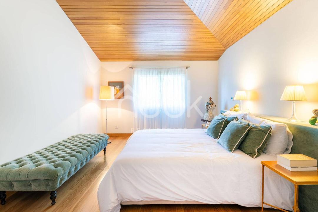 Photo of Bedroom in Cascais