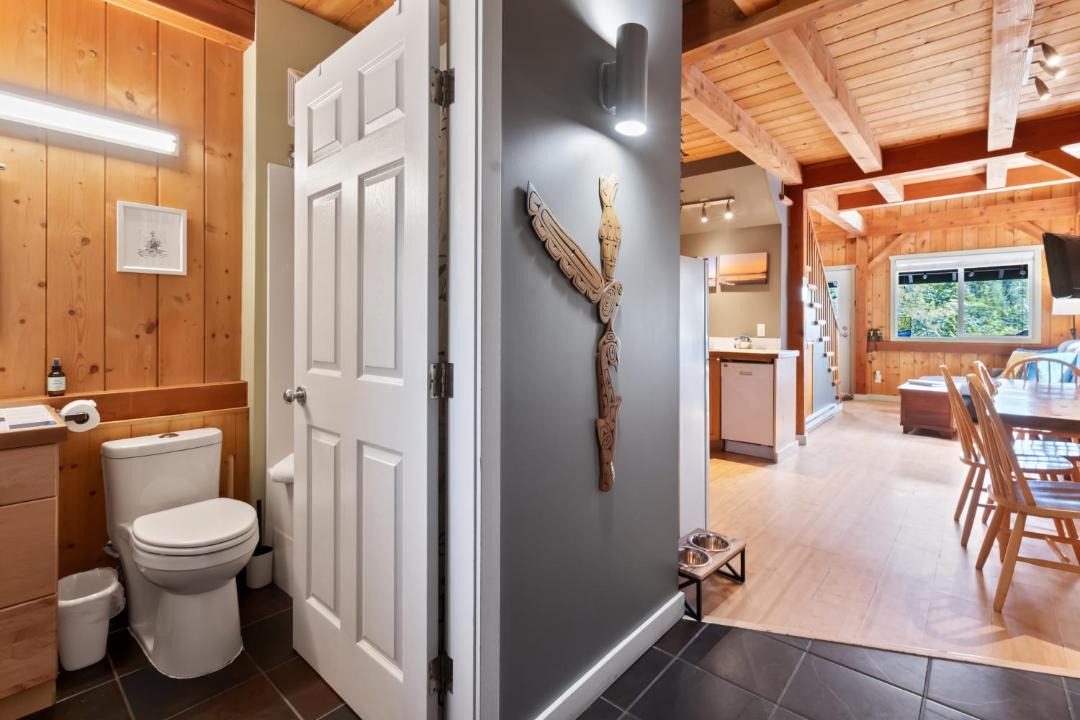 Photo of Bathroom in Ucluelet