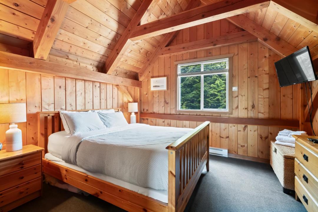 Photo of Bedroom in Ucluelet
