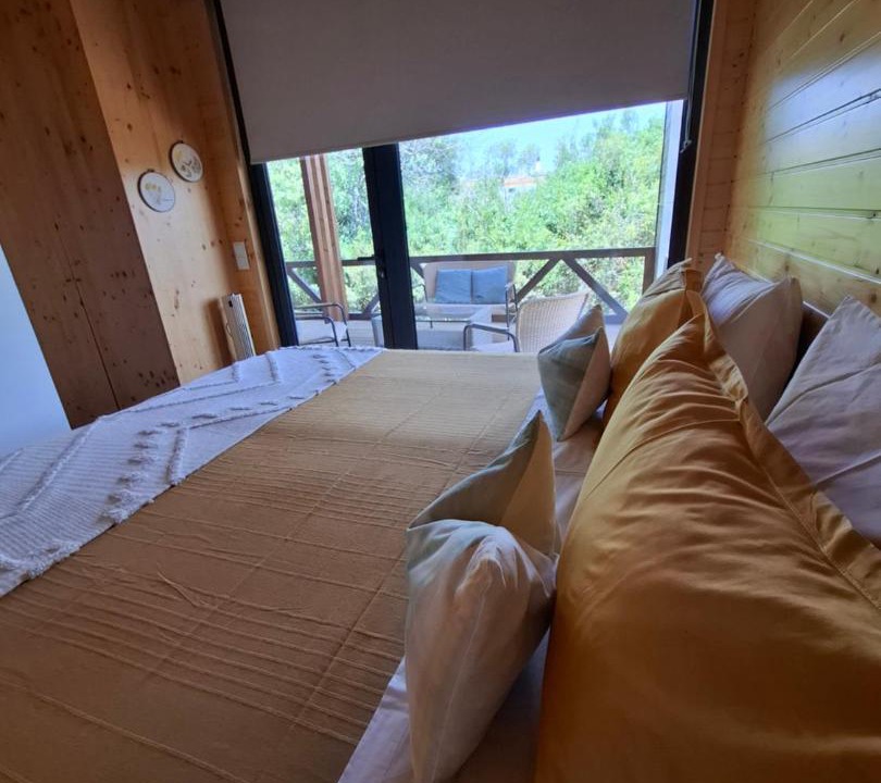 Photo of Bedroom in Tunes