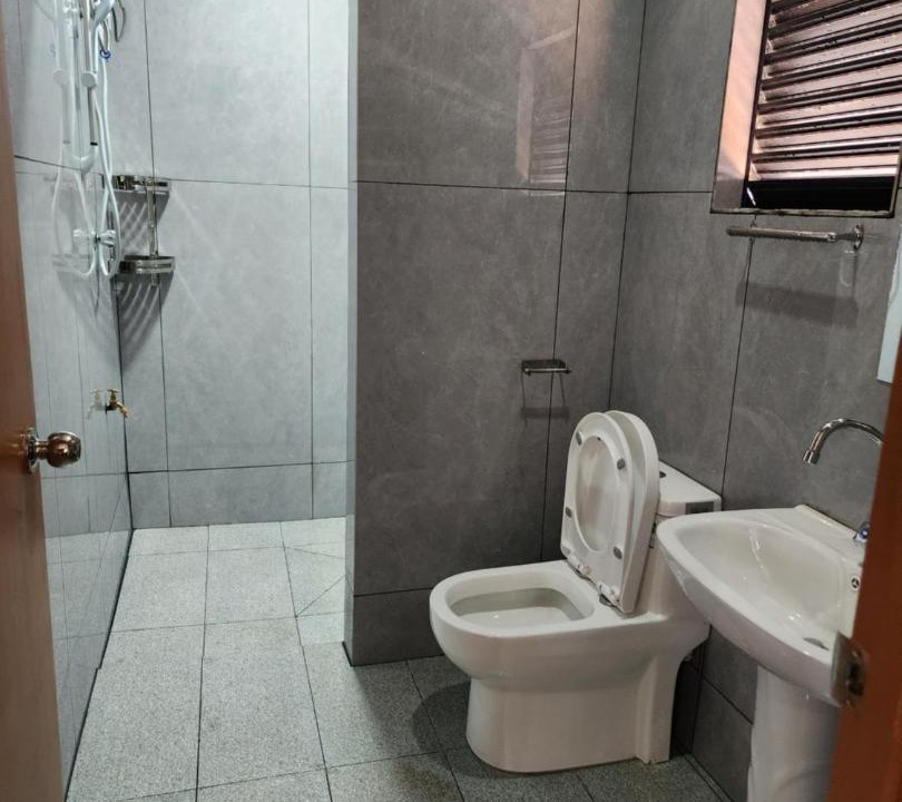 Photo of Bathroom in Nasinu
