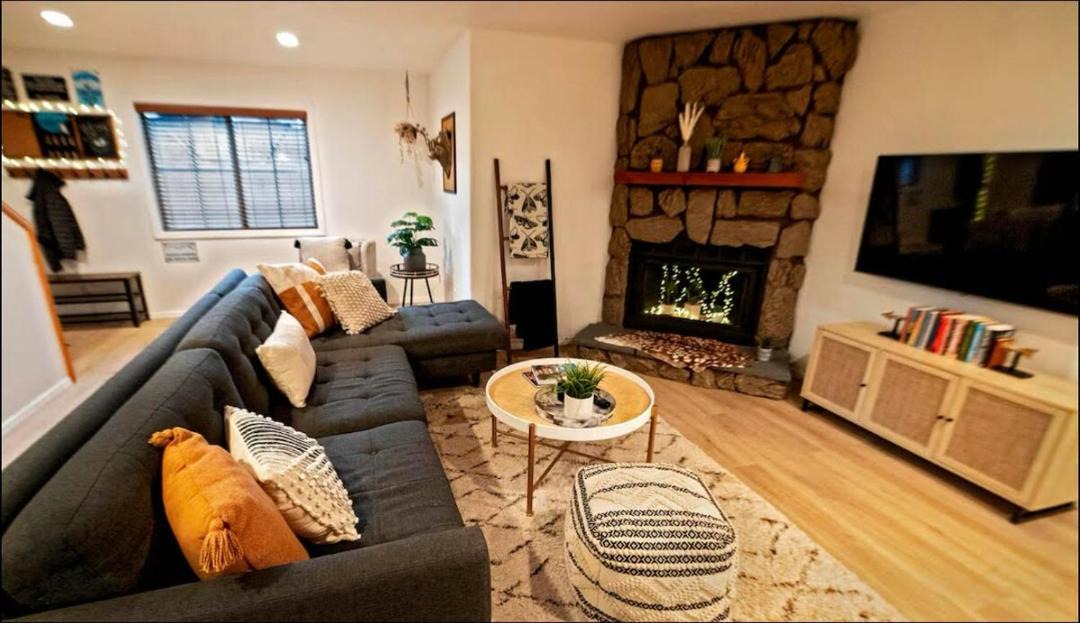 Photo of Livingroom in Woodlands