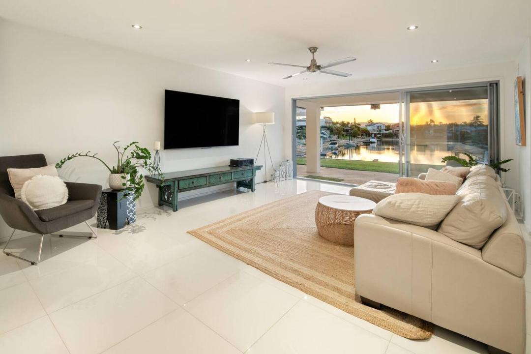 Photo of Others in Broadbeach Waters