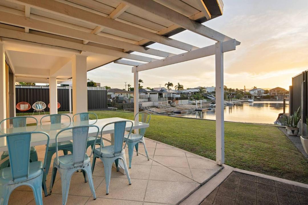 Photo of Patio Balcony in Broadbeach Waters