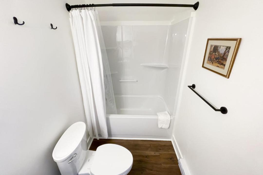 Photo of Bathroom in Ucluelet