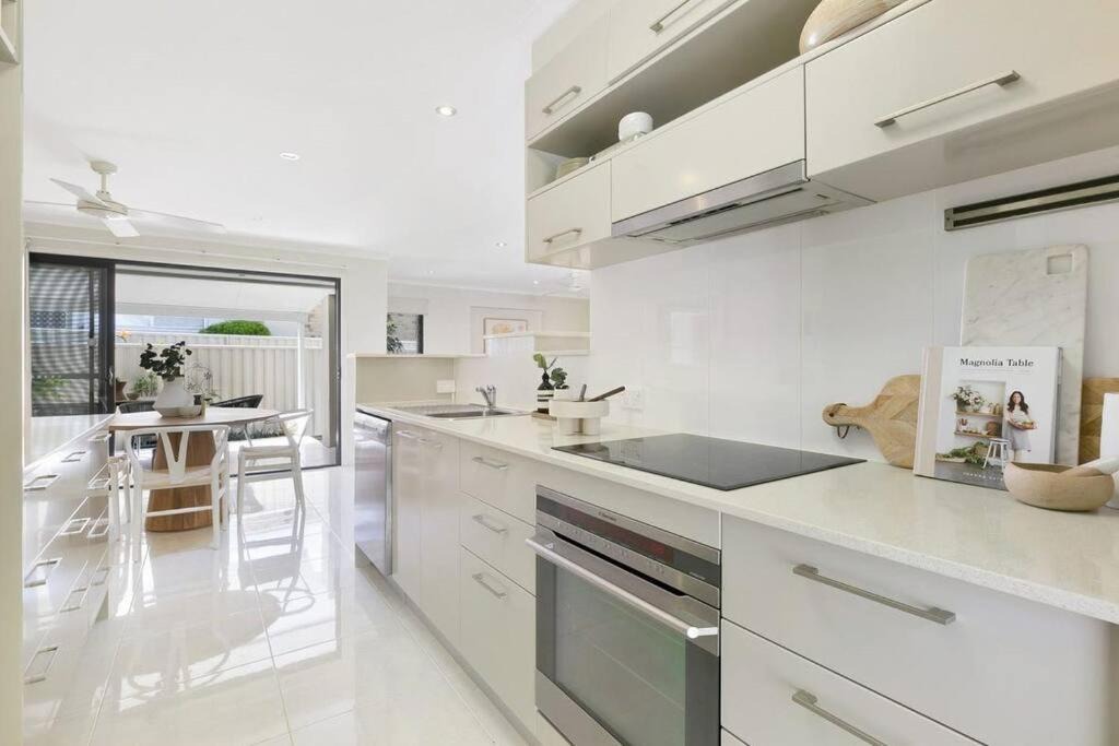 Photo of Kitchen in Mermaid Beach