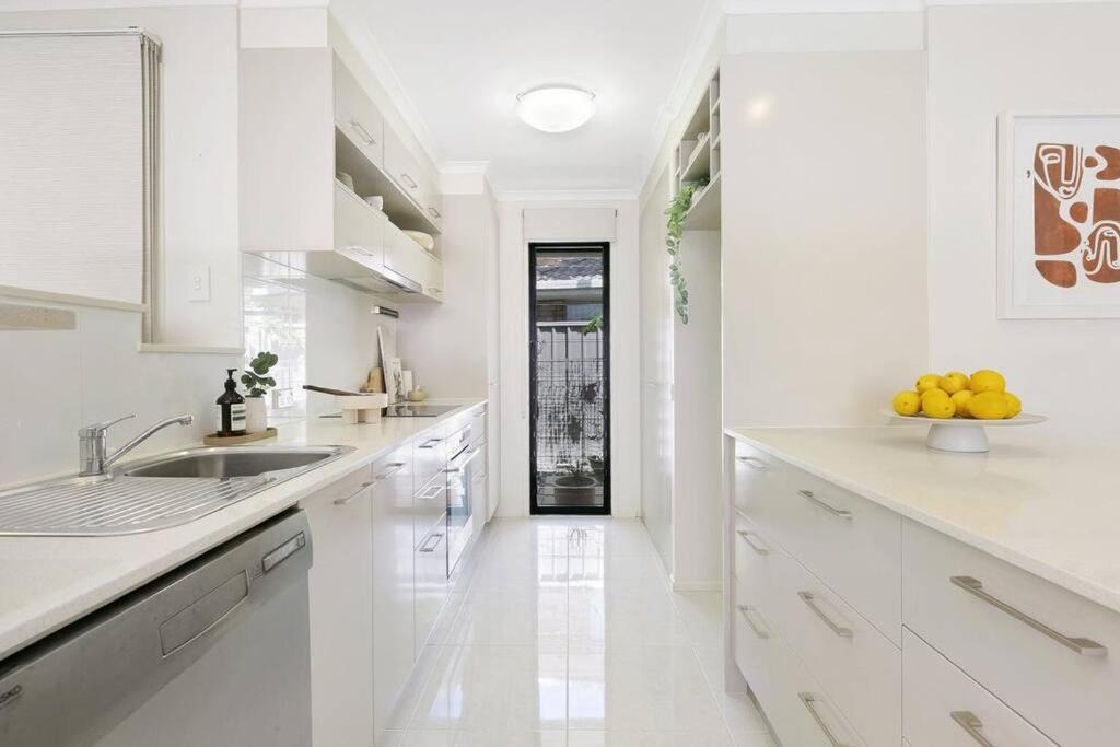 Photo of Kitchen in Mermaid Beach