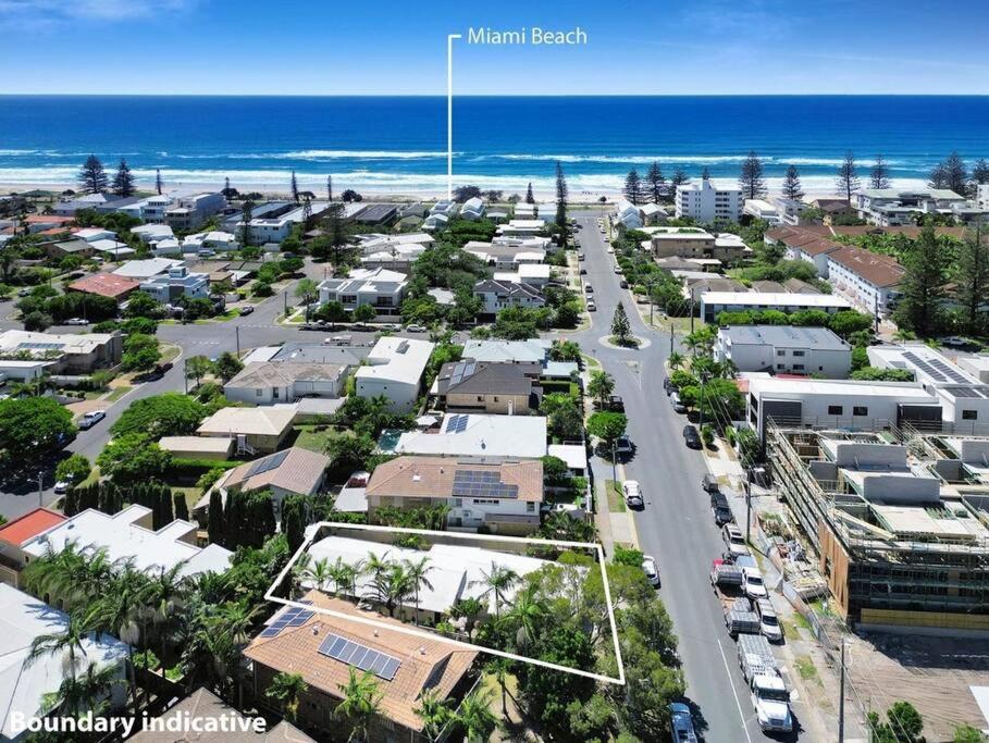 Photo of Others in Mermaid Beach