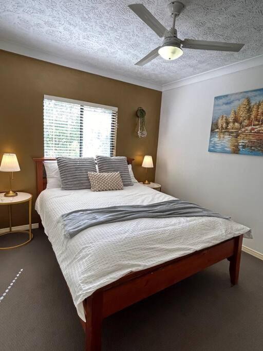 Photo of Bedroom in Mermaid Beach