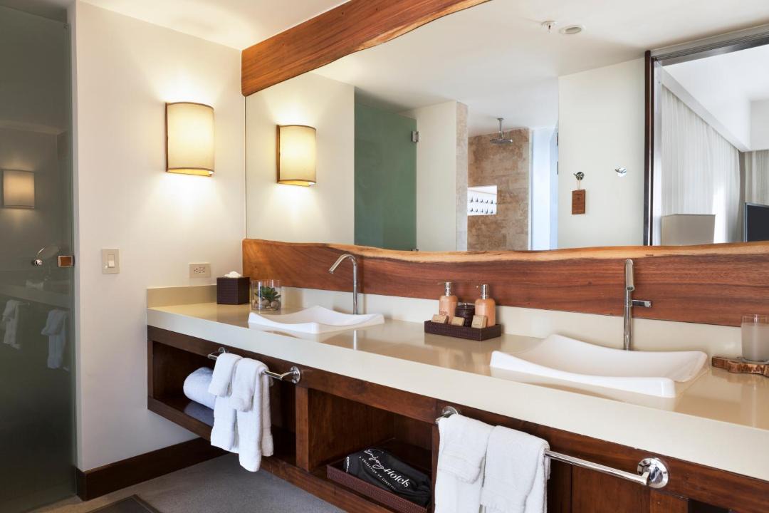 Photo of Bathroom in Panama Beach