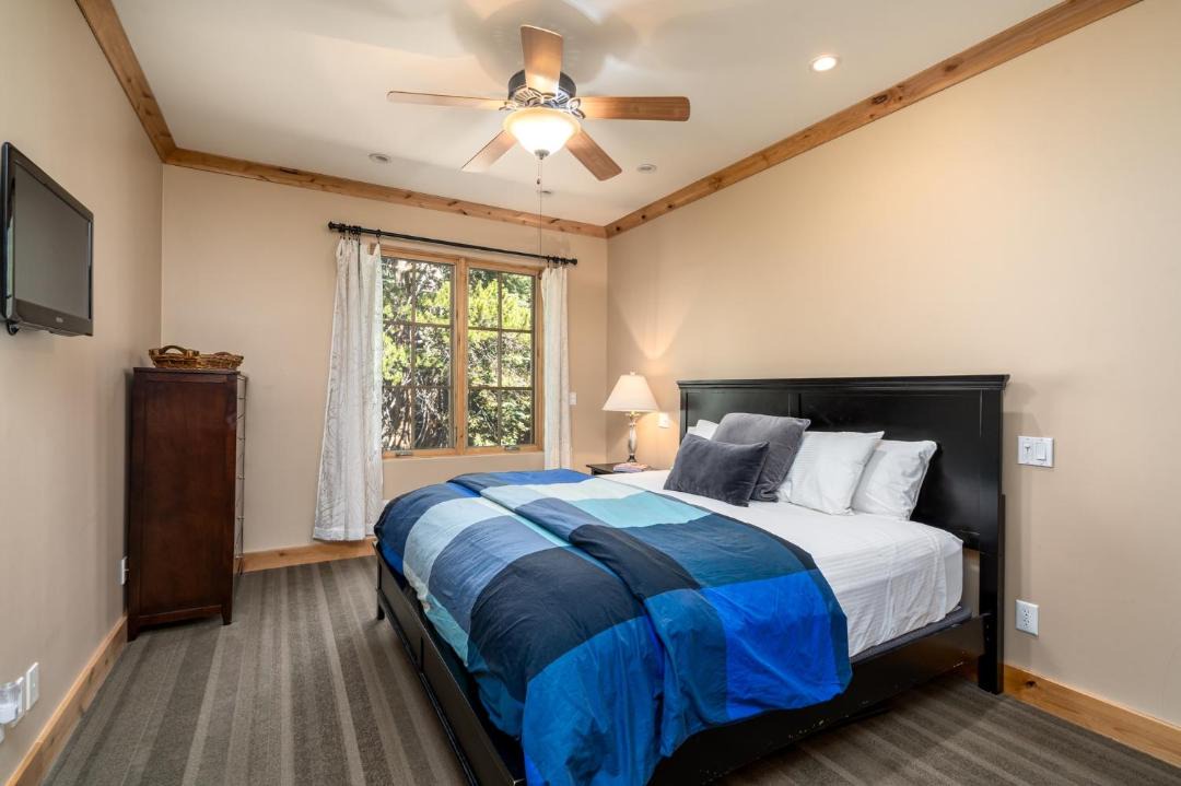 Photo of Bedroom in Bear Valley