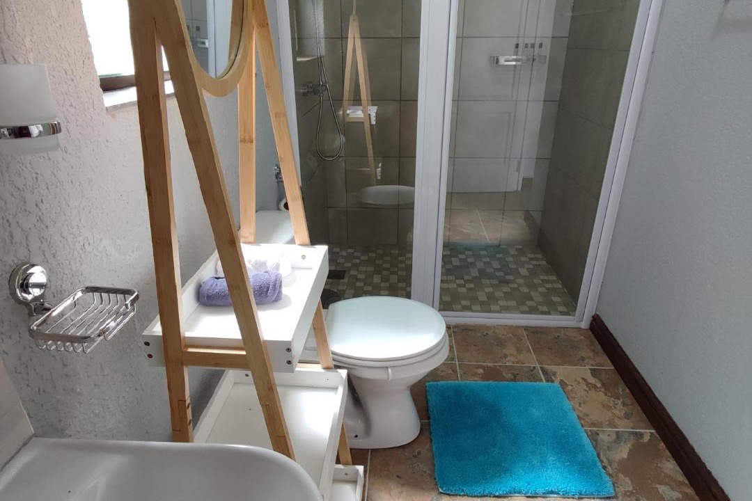 Photo of Bathroom in Wavecrest