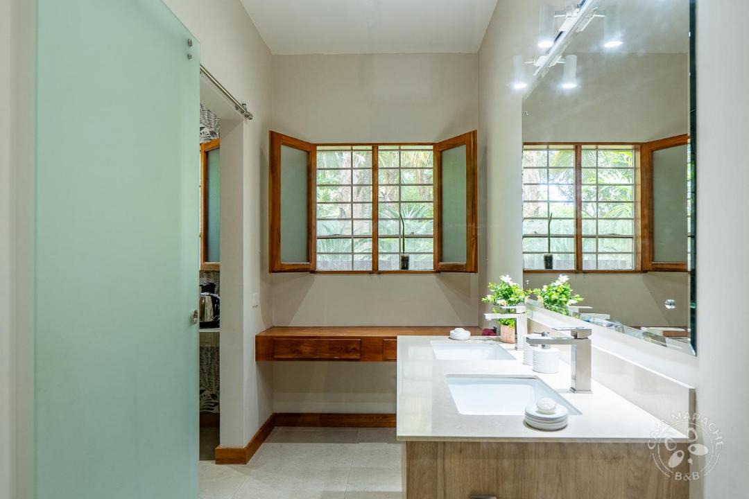 Photo of Bathroom in Tamarindo