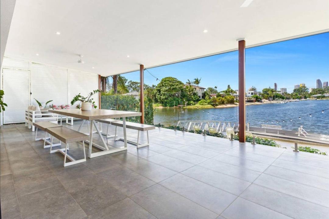 Photo of Others in Broadbeach Waters