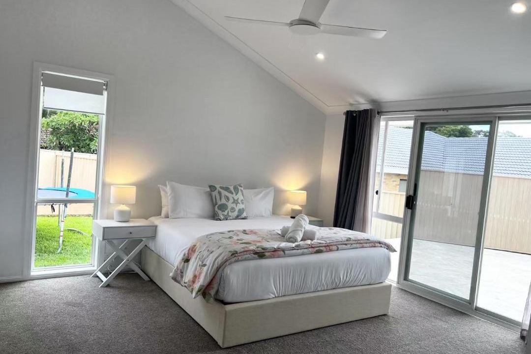 Photo of Bedroom in Burleigh Waters